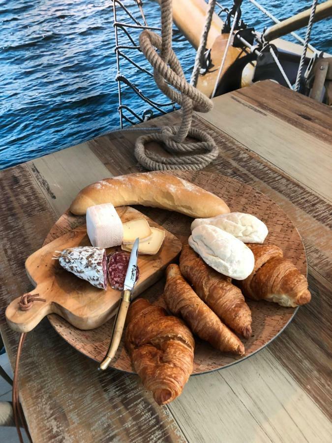 L'Oisette Hotel Ghislenghien Екстериор снимка